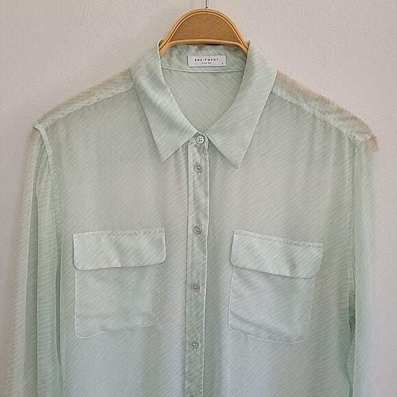 Equipment Femme Sheer Silk Button Up Blouse Large Long Sleeve Green Animal Print - Picture 3 of 10